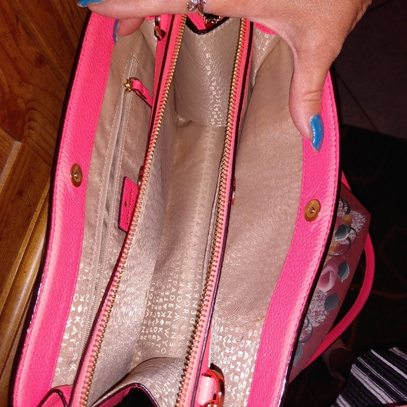 Kate Spade - Picture 2 of 6